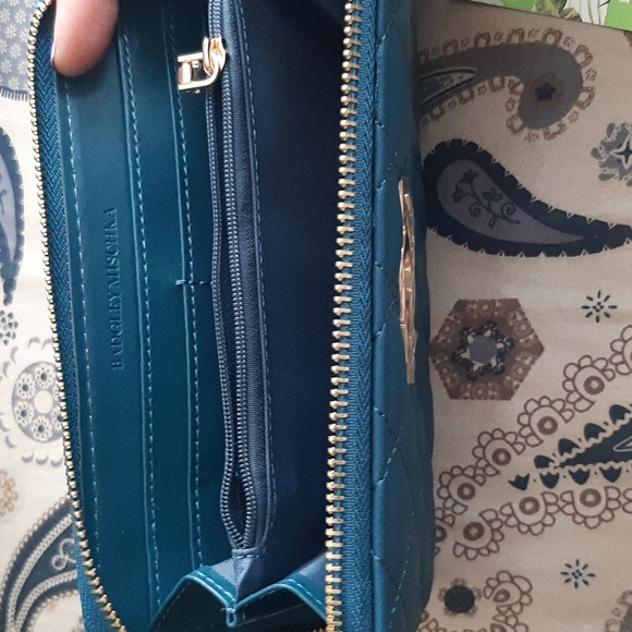 Wallet - Picture 4 of 5